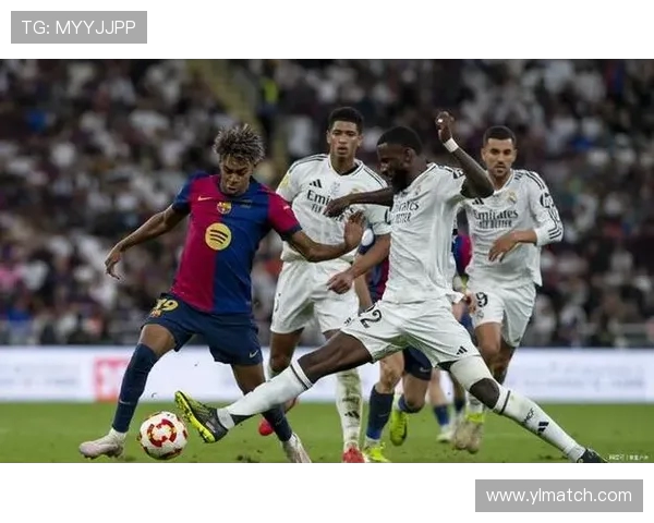 巴萨球迷热议皇马世界杯荣耀与宿命之争背后的激情与对决传奇